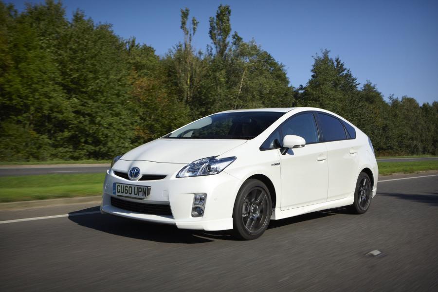  Toyota Prius 10th Anniversary 2010 года  (фото 6 из 22)